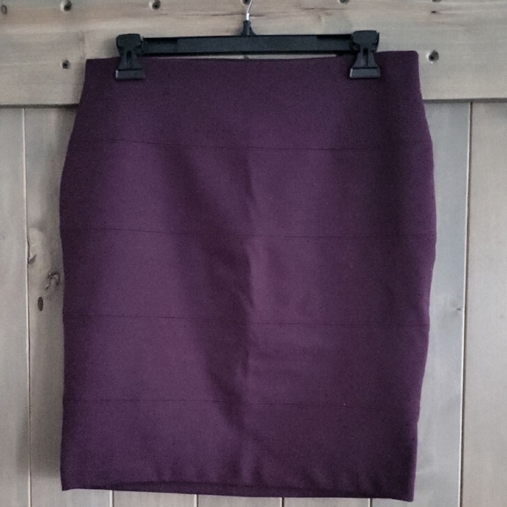 Daisy Fuentes Mini Skirt